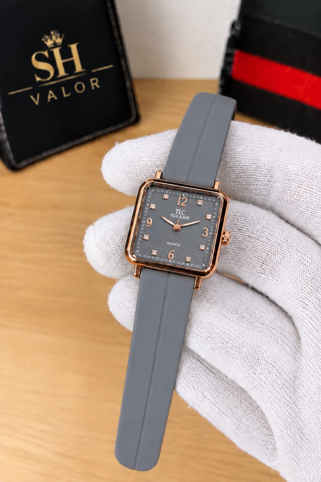 RUBBER STRAPS LUXURY WATCHES